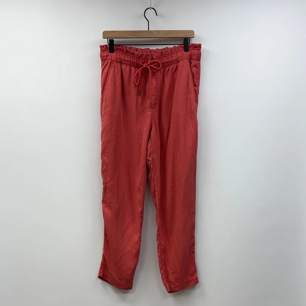 Ann Taylor LOFT High Rise Paperbag Tapered Pant Minimalist Coral Red Medium - Picture 2 of 8